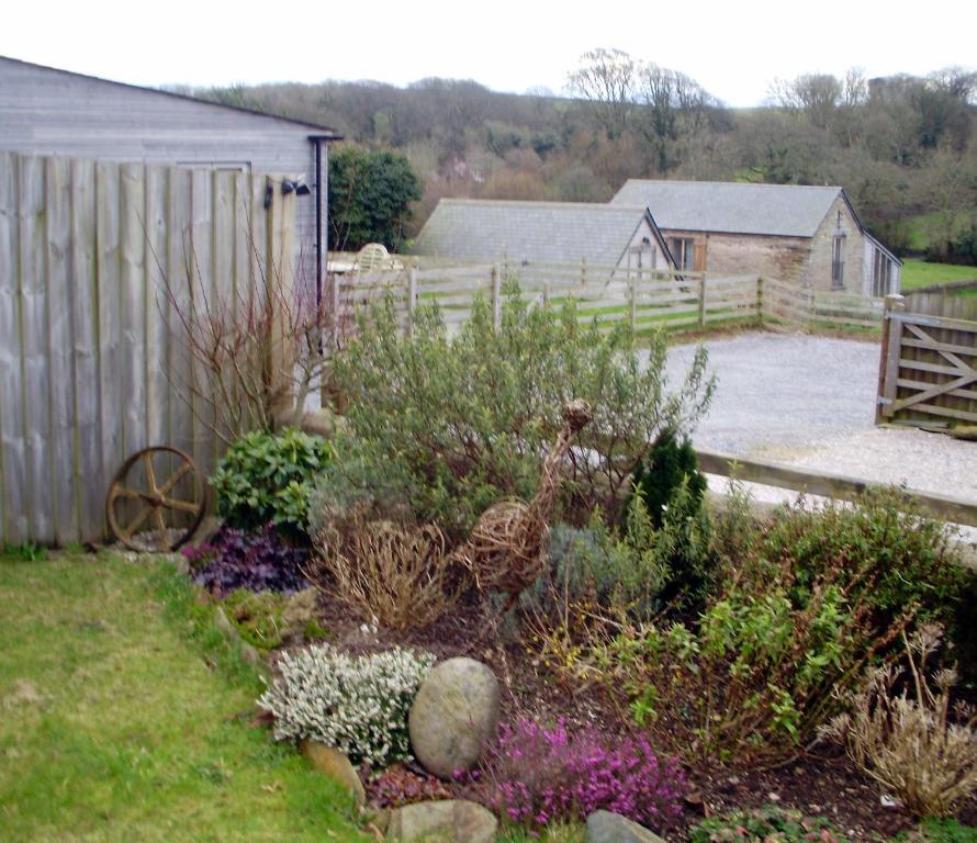 Cutlands Barn Bed & Breakfast Kingsbridge  Exterior photo